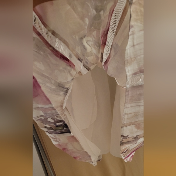 Fleurz Linen Mini Dress - Picture 4 of 9